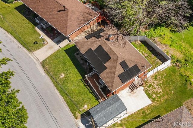 223 Hy Vista Drive, Alton, IL 62002