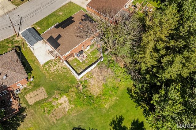 223 Hy Vista Drive, Alton, IL 62002