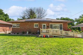 223 Hy Vista Drive, Alton, IL 62002
