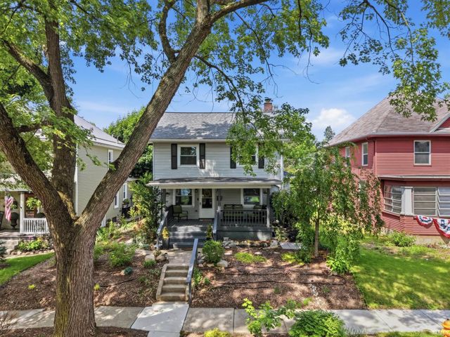 1831 Crescent Avenue, Fort Wayne, IN 46805