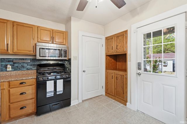 1831 Crescent Avenue, Fort Wayne, IN 46805