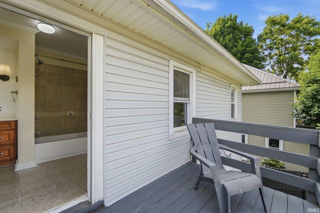 1831 Crescent Avenue, Fort Wayne, IN 46805