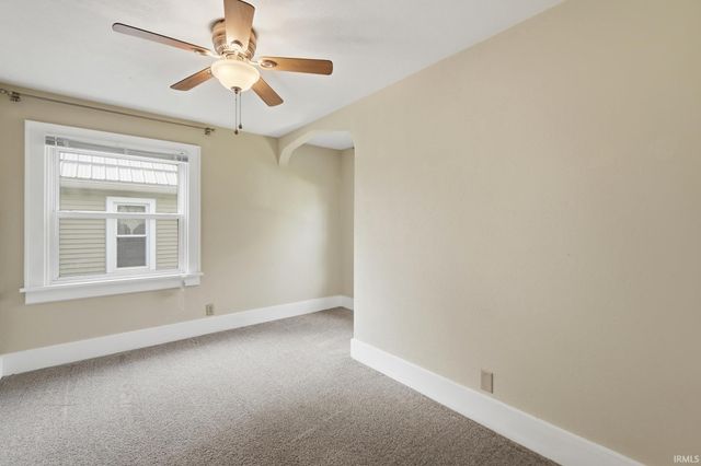 1831 Crescent Avenue, Fort Wayne, IN 46805