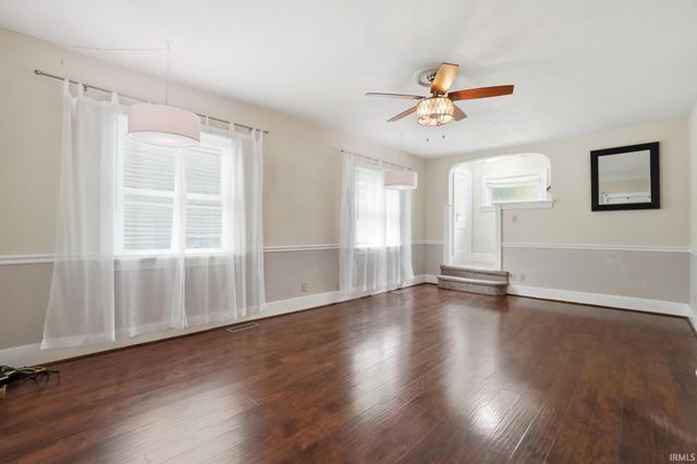 1831 Crescent Avenue, Fort Wayne, IN 46805