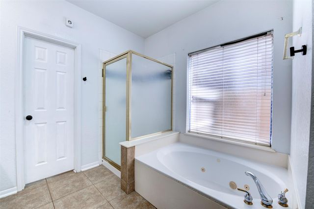 4122 Casa Del Lago Drive, Missouri City, TX 77459