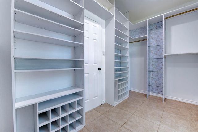 4122 Casa Del Lago Drive, Missouri City, TX 77459