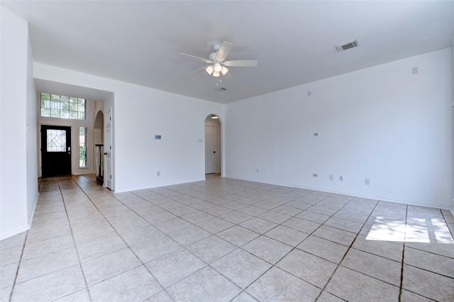 4122 Casa Del Lago Drive, Missouri City, TX 77459