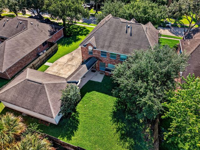 4122 Casa Del Lago Drive, Missouri City, TX 77459