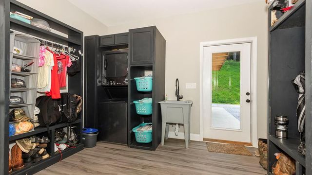 1651 Winding Stairs Road, Topton, NC 28781