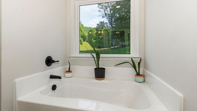 1651 Winding Stairs Road, Topton, NC 28781