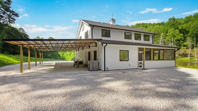1651 Winding Stairs Road, Topton, NC 28781