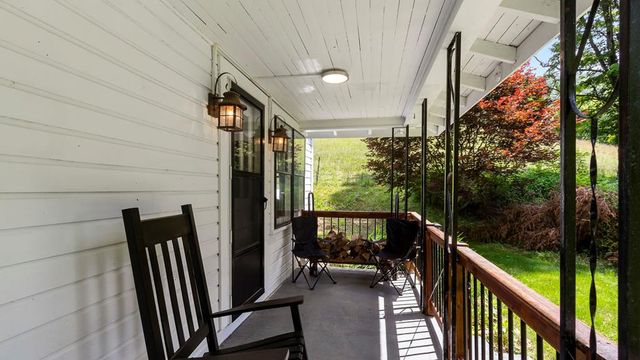 1651 Winding Stairs Road, Topton, NC 28781