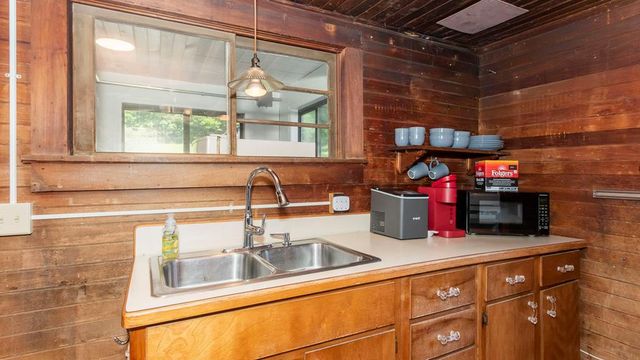1651 Winding Stairs Road, Topton, NC 28781