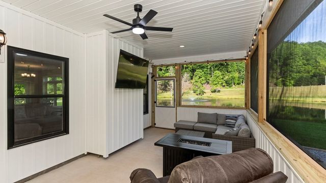 1651 Winding Stairs Road, Topton, NC 28781