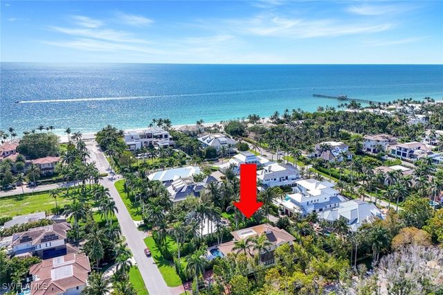 1550 GORDON DR, Naples, FL 34102