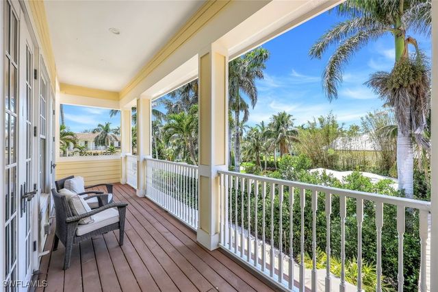 1550 GORDON DR, Naples, FL 34102