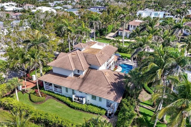 1550 GORDON DR, Naples, FL 34102