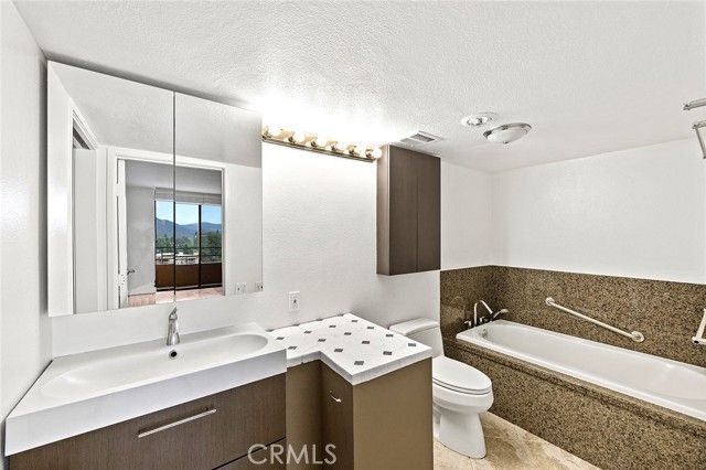 24055 Paseo Del Lago 1355, Laguna Woods, CA 92637