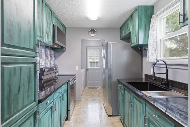 5753 Seminary Rd, Smyrna, TN 37167