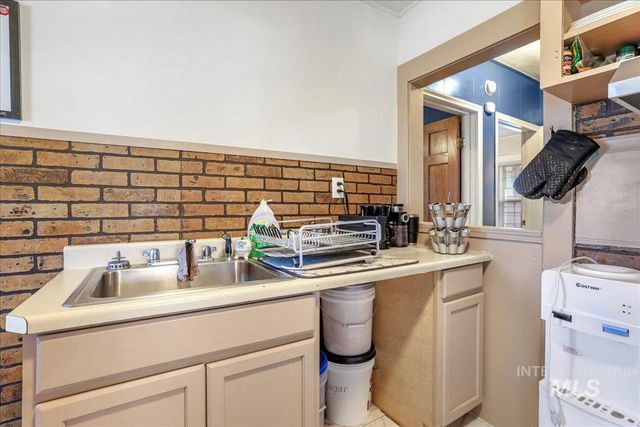 216 N Eden, Twin Falls, ID 83301