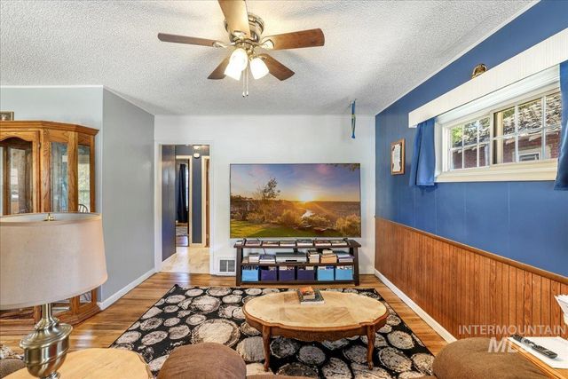 216 N Eden, Twin Falls, ID 83301