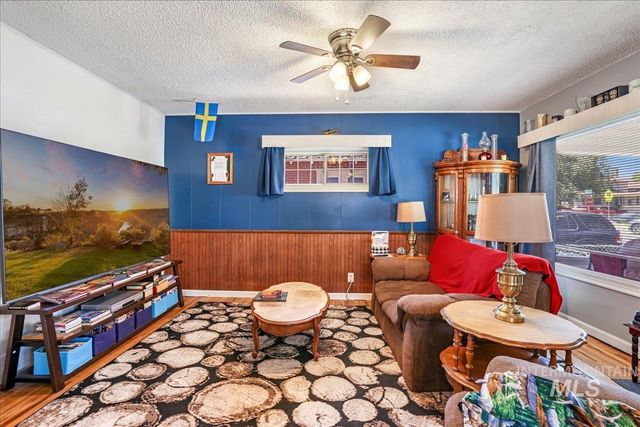 216 N Eden, Twin Falls, ID 83301