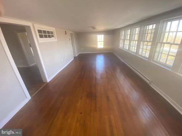 5975 TUSCARORA PIKE, Martinsburg, WV 25403