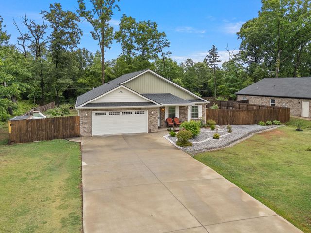 185 Lee Drive, Chesnee, SC 28323