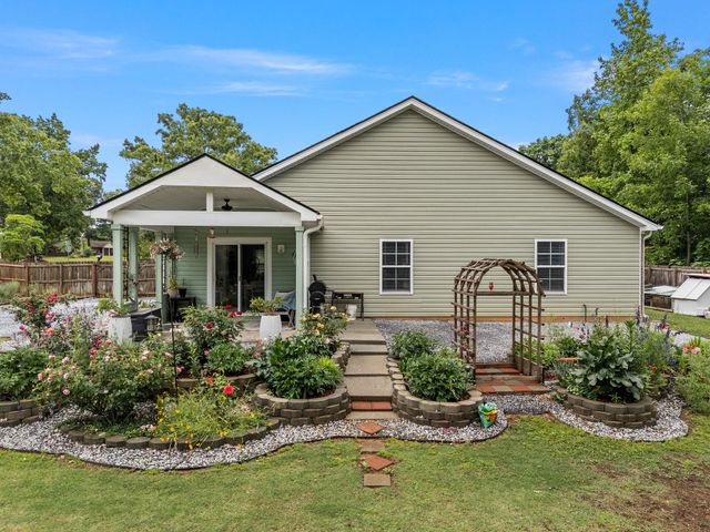 185 Lee Drive, Chesnee, SC 28323