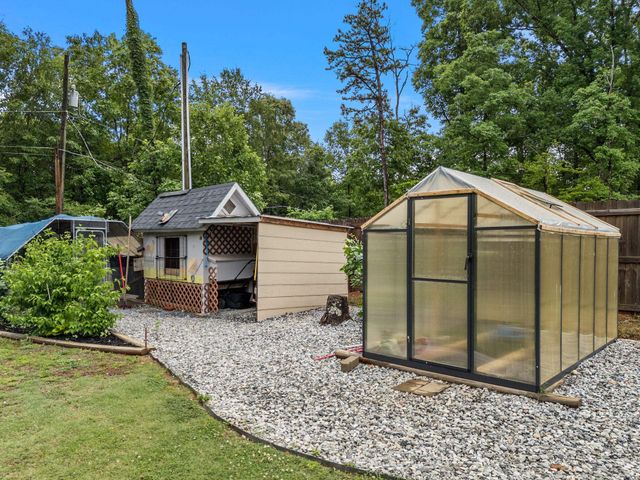 185 Lee Drive, Chesnee, SC 28323