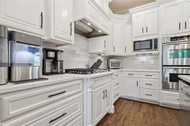 1419 Falkirk Lane NW, Kennesaw, GA 30152