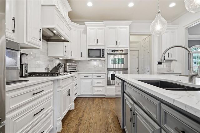 1419 Falkirk Lane NW, Kennesaw, GA 30152