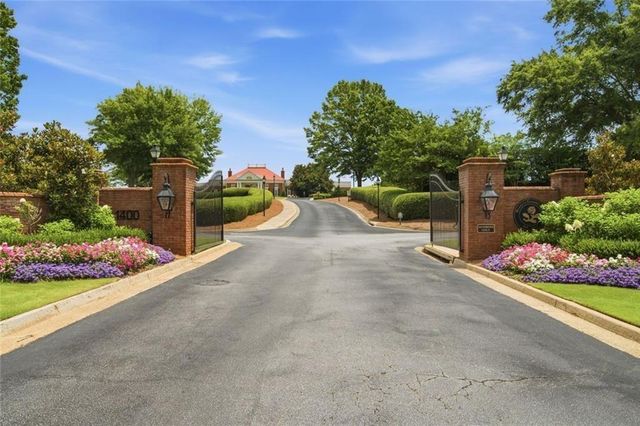 1419 Falkirk Lane NW, Kennesaw, GA 30152