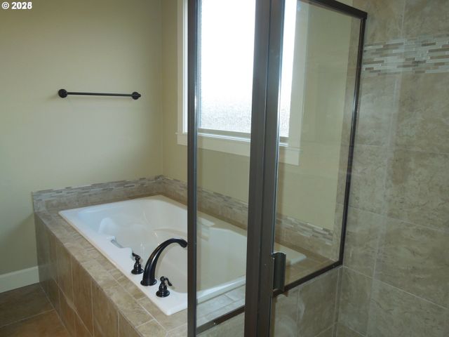 4912 Ne 132ND Cir, Vancouver, WA 98686