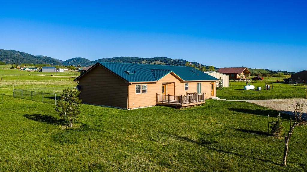 77 John Lane, Story, WY 82832 photo 2