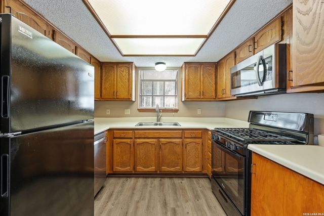 6406 Brook Cove, San Antonio, TX 78240