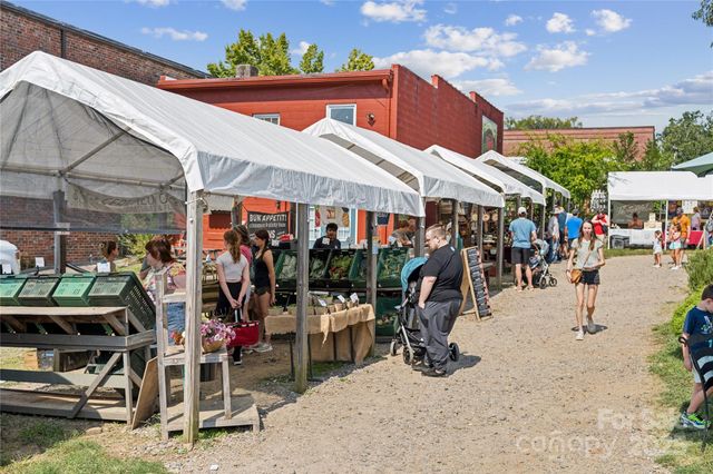 140 Balboa Street, Matthews, NC 28104