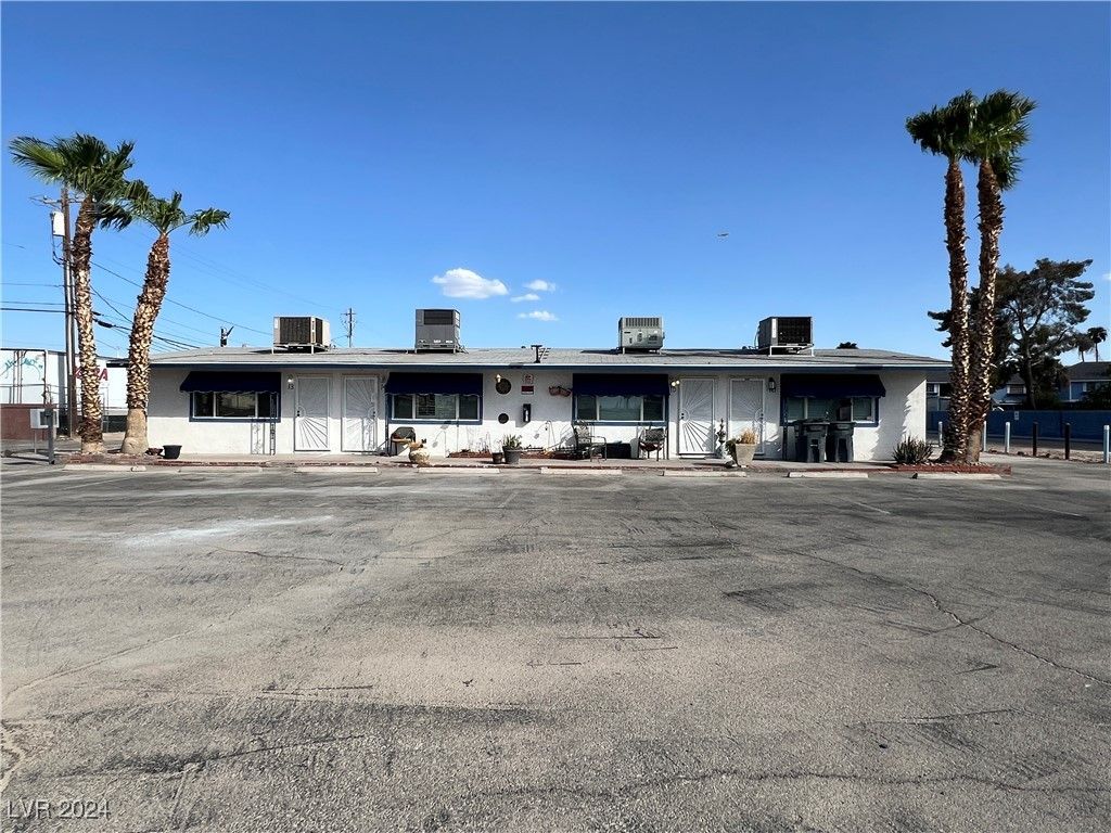 6019 Clark Street, Las Vegas, NV 89122
