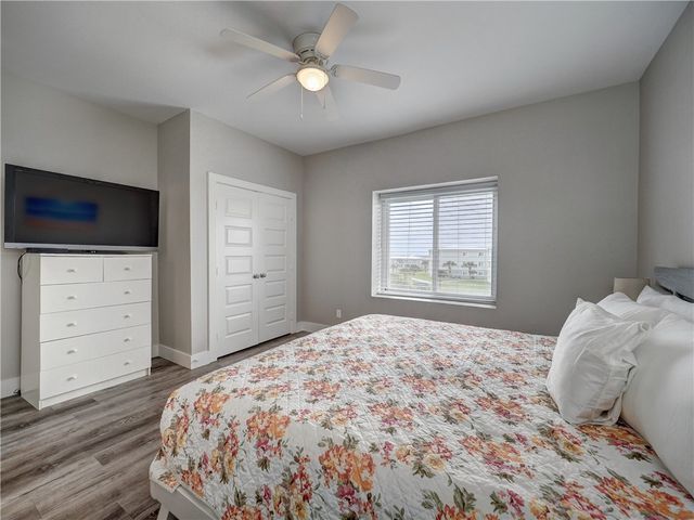 1107 S 11th St 39, Port Aransas, TX 78373