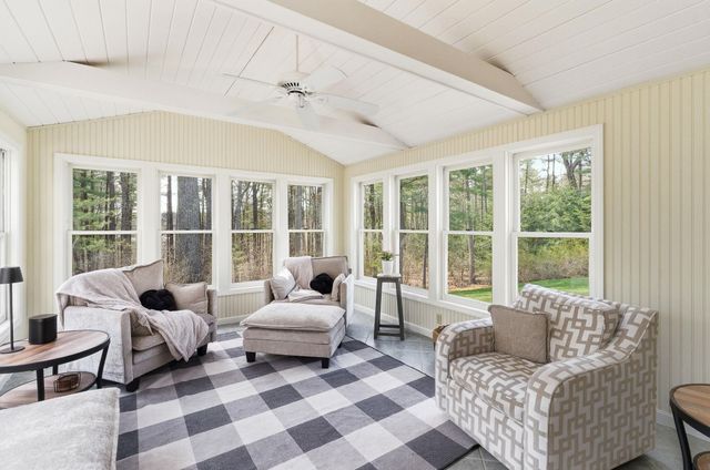 25 Buttonwood Drive, Derry, NH 03038