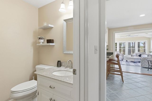 25 Buttonwood Drive, Derry, NH 03038