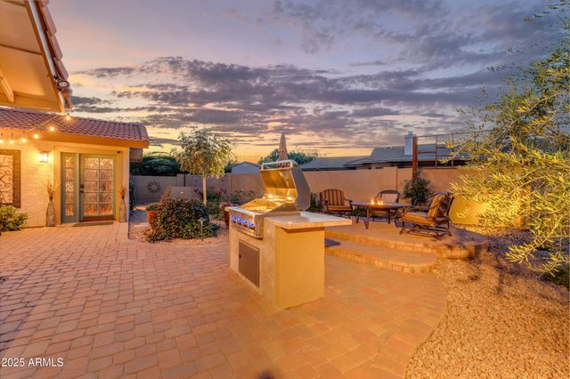 12876 W PASADENA Avenue, Litchfield Park, AZ 85340