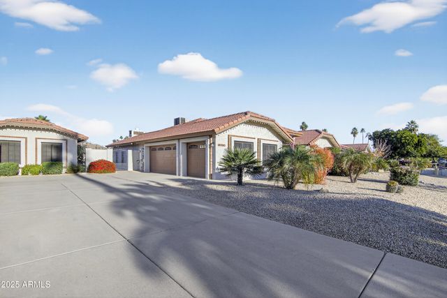 12876 W PASADENA Avenue, Litchfield Park, AZ 85340