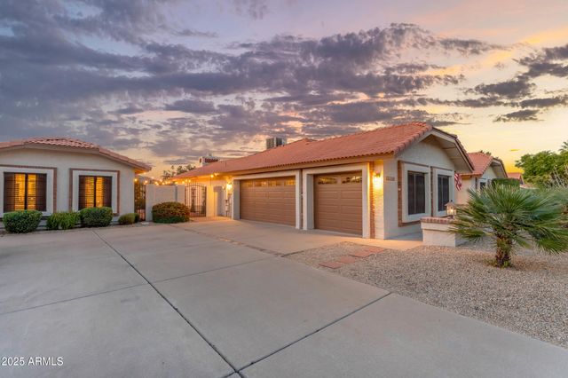 12876 W PASADENA Avenue, Litchfield Park, AZ 85340