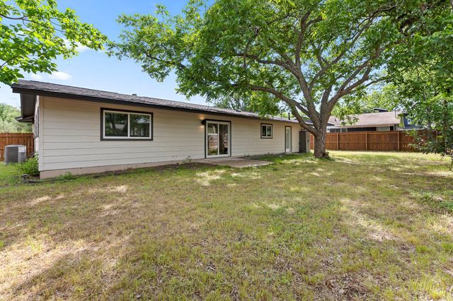 2914 Loyola LN, Austin, TX 78723
