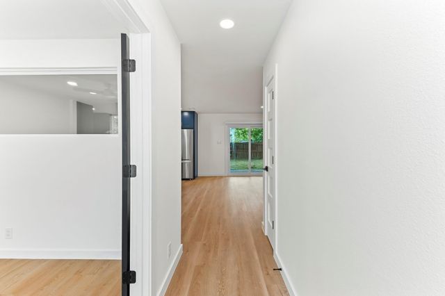 2914 Loyola LN, Austin, TX 78723