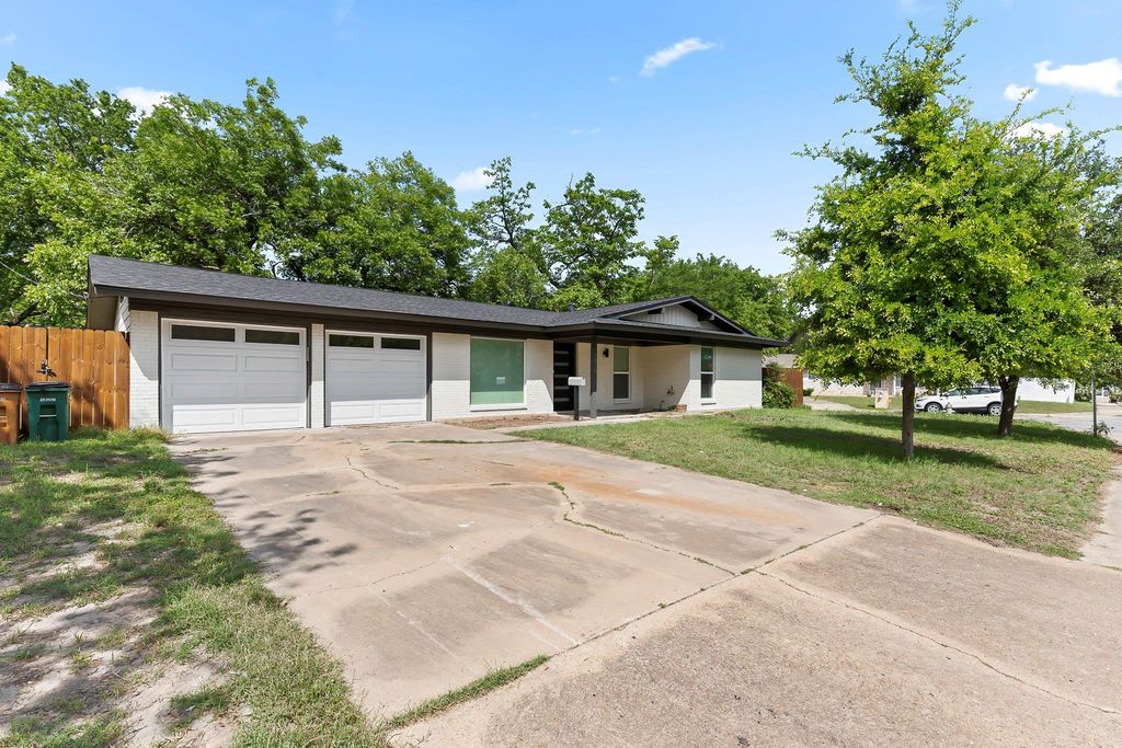 2914 Loyola LN, Austin, TX 78723