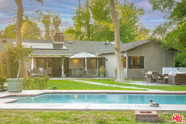 5932 Lubao Avenue, Woodland Hills, CA 91367