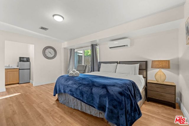 5932 Lubao Avenue, Woodland Hills, CA 91367