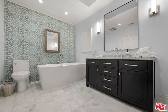 5932 Lubao Avenue, Woodland Hills, CA 91367